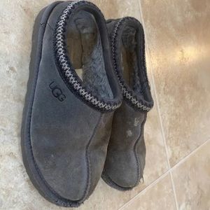 Ugg’s slides size 12
